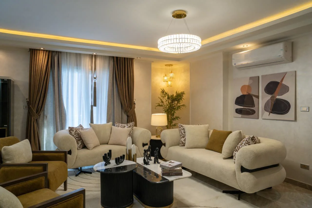 Luxury 3 BR apartment in New Cairo - Image 1